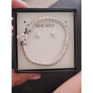 Nine West Heart Charm Bracelet Silver Tone w/matching Heart shaped Earrings